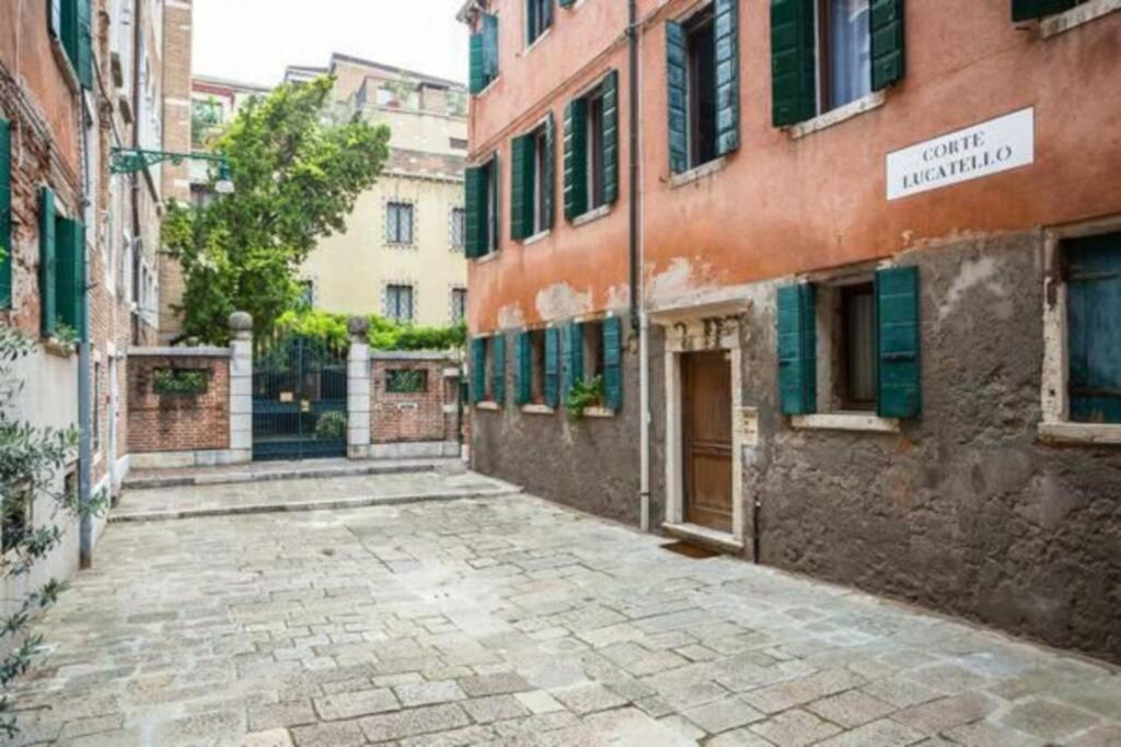 Casa Lucatello - Nel Cuore Di Venezia Venice Exterior photo